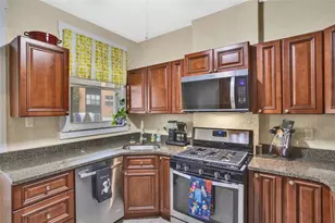 208 Gross St, Friendship Park, PA 15224 - Photo 9
