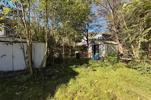 927 Clyde St, Wampum, PA 16157 - Photo 27