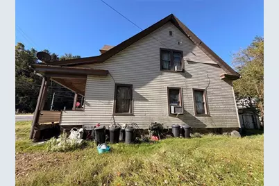927 Clyde St, Wampum, PA 16157 - Photo 23