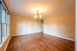 106 Wedgewood Ct, Hempfield Township, PA 15644 - Photo 9