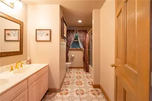 102 Woodhaven Dr, Hempfield Township, PA 15644 - Photo 27