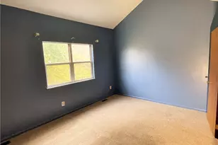118 Old Village Ln, Bethel Park, PA 15102 - Photo 17