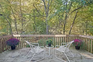 196 Old English Rd, Ross Twp, PA 15237 - Photo 7