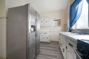 1702 Versailles Ave, McKeesport, PA 15132 - Photo 21