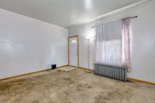 231 Good St, Jeannette, PA 15644 - Photo 3