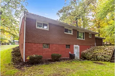 148 Carol Rose Dr, Chippewa Township, PA 15010 - Photo 19