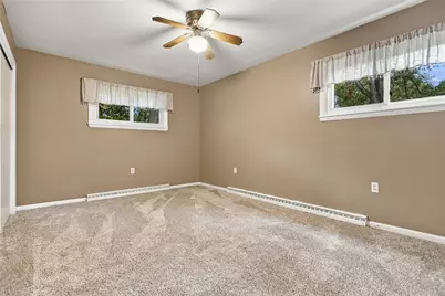 148 Carol Rose Dr, Chippewa Township, PA 15010 - Photo 11