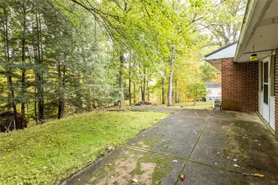 148 Carol Rose Dr, Chippewa Township, PA 15010 - Photo 21