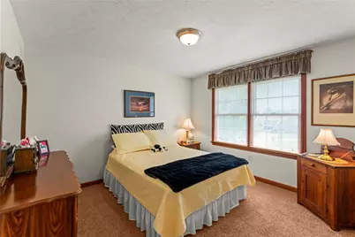 1004 Skyline Dr, Cecil, PA 15317 - Photo 27