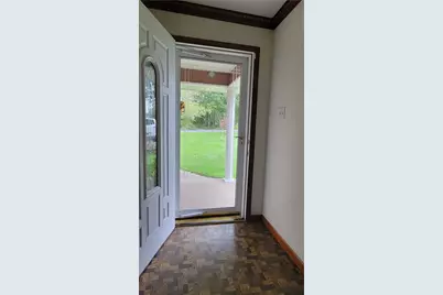 395 S Lynn Avenue, Somerset Township, PA 15501 - Photo 3