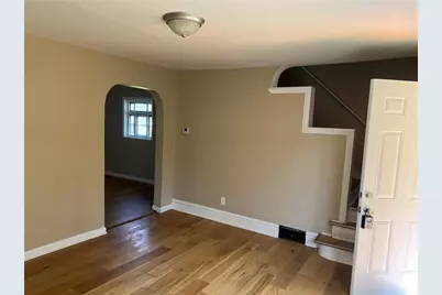 1038 Hamilton Ave, Farrell, PA 16121 - Photo 3