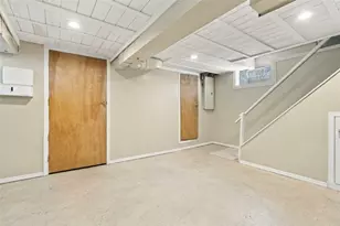 1621 Corporation St, Beaver, PA 15009 - Photo 23