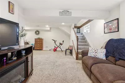 314 Bost Dr, West Mifflin, PA 15122 - Photo 5
