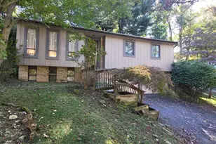 565 Jefferson St, Pittsburgh, PA 15237 - Photo 3