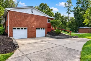 280 Mohawk Dr, Elizabeth Twp/Boro, PA 15135 - Photo 5