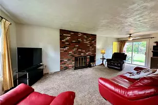 110 Lauffer Ln, Penn Twp, PA 15642 - Photo 7