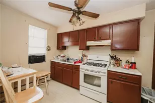 411 Indiana Rd, Washington/Creekside, PA 15732 - Photo 13