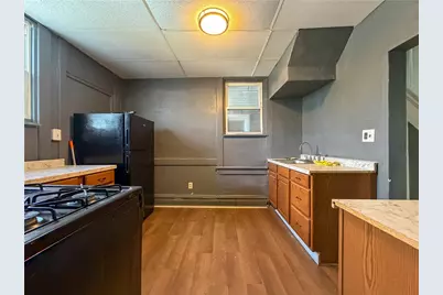535 W 8th Avenue, West Homestead, PA 15120 - Photo 9