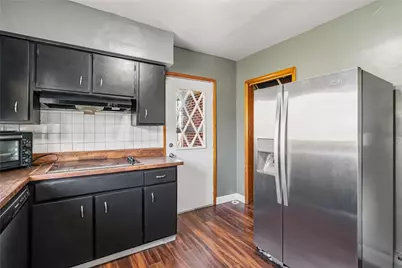 202 Oakland Ave, Charleroi Boro, PA 15022 - Photo 23