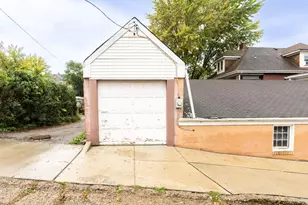 898 Beaver Rd, Ambridge, PA 15003 - Photo 7