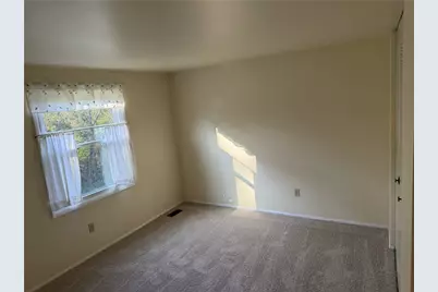 1041 Evergreen Dr, Pittsburgh, PA 15235 - Photo 15