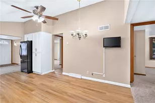 610 Blind Ln, Belle Vernon, PA 15012 - Photo 21