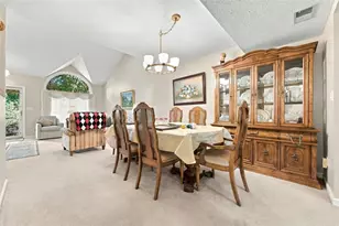 379 Country View Dr, Lower Burrell, PA 15068 - Photo 9