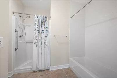 5570 Centre Ave #206, Pittsburgh, PA 15232 - Photo 19
