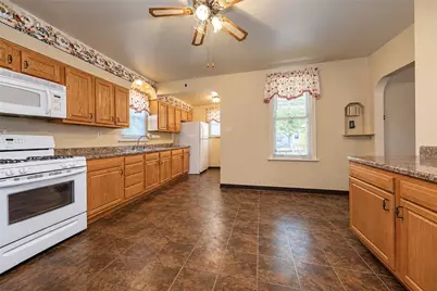 955 Ewing St, Canton Township, PA 15301 - Photo 9
