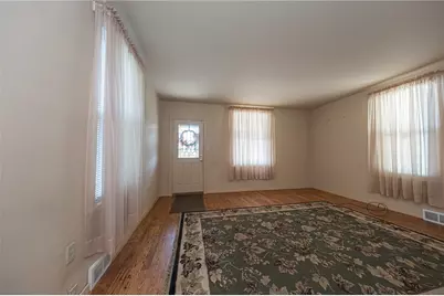 955 Ewing St, Canton Township, PA 15301 - Photo 5