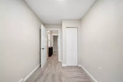 211 Short St, Pitcairn, PA 15140 - Photo 15