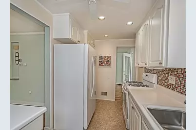 841 Hawthorne Drive, Blackridge, PA 15235 - Photo 13