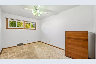 1766 Woodside Dr, Hermitage, PA 16148 - Photo 21