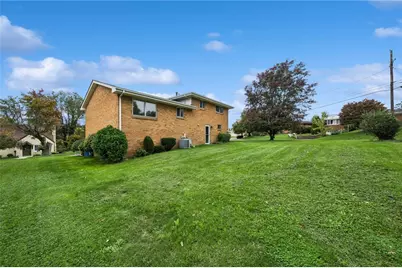 424 Shogan Drive, Hempfield Township, PA 15601 - Photo 29