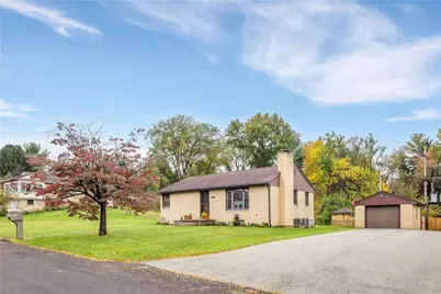 817 Lakeview Dr, Unity Township, PA 15650 - Photo 1