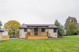 817 Lakeview Dr, Unity Township, PA 15650 - Photo 21