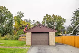 817 Lakeview Dr, Unity Township, PA 15650 - Photo 25
