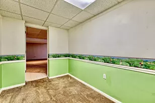 561 Hemlock St, Greensburg, PA 15601 - Photo 27
