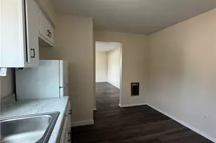202 Meldon Ave, Donora, PA 15033 - Photo 5