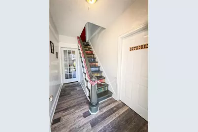 300 Main St, Volant Boro, PA 16156 - Photo 23