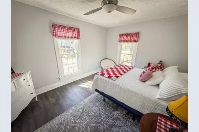 300 Main St, Volant Boro, PA 16156 - Photo 35
