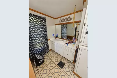 714 Emerson Ave, New Castle, PA 16101 - Photo 9