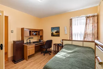 5902 Nicholson St, Pittsburgh, PA 15217 - Photo 17