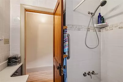 5902 Nicholson St, Pittsburgh, PA 15217 - Photo 21