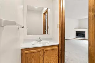 836 Mt Pleasant Rd, Hempfield Township, PA 15601 - Photo 17