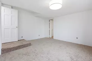 75 Calhoun Rd, Lincoln Boro, PA 15037 - Photo 17