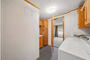 607 Crest Ln, Murrysville, PA 15668 - Photo 31