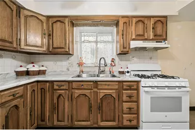 241 Winston St, Pittsburgh, PA 15207 - Photo 17