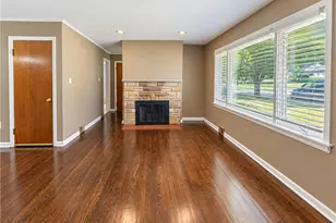 1105 Woodside Ave, Ellwood City, PA 16117 - Photo 11