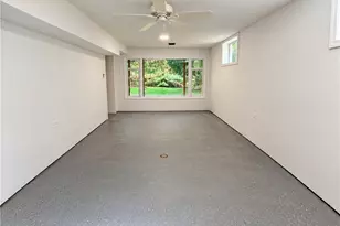 1105 Woodside Ave, Ellwood City, PA 16117 - Photo 29